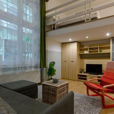 De Lux Studio Apartment In Historical Quarters Budapest Exterior photo